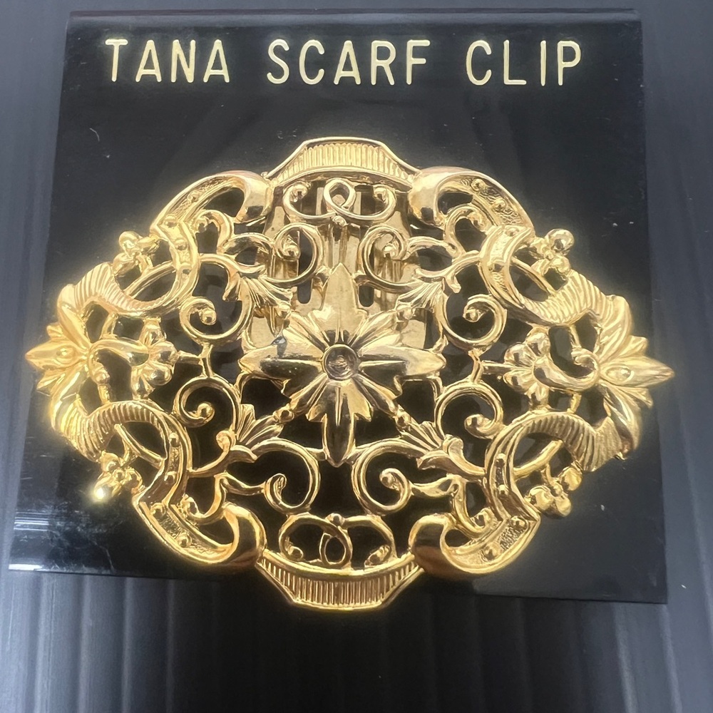 Gold Scarf Clip